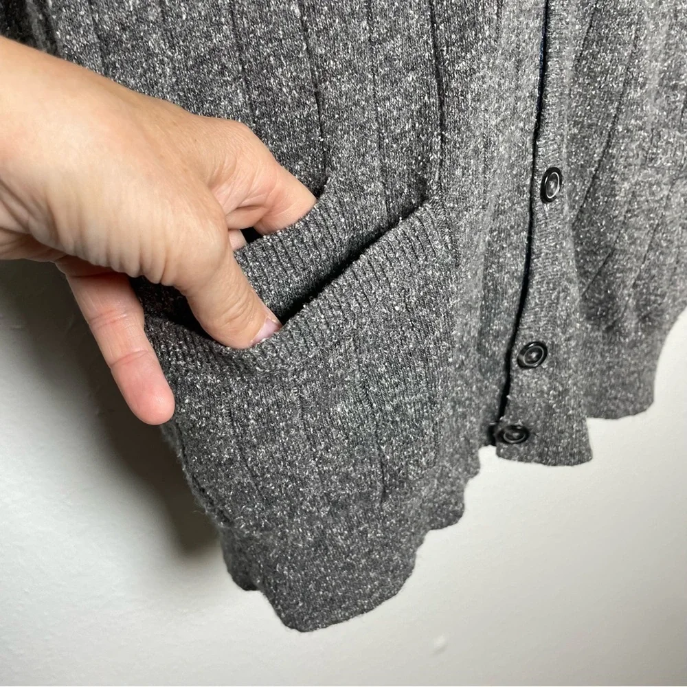 Joseph A. Bank Wool & Silk Sweater Vest Size XL 22” across chest Gray
